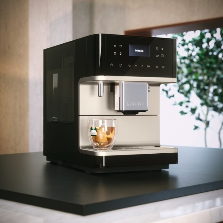 Miele CM 6360 MilkPerfection Obsidiansvart CleanSteelMetallic