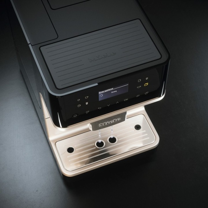 Miele CM 6360 MilkPerfection Obsidiansvart CleanSteelMetallic