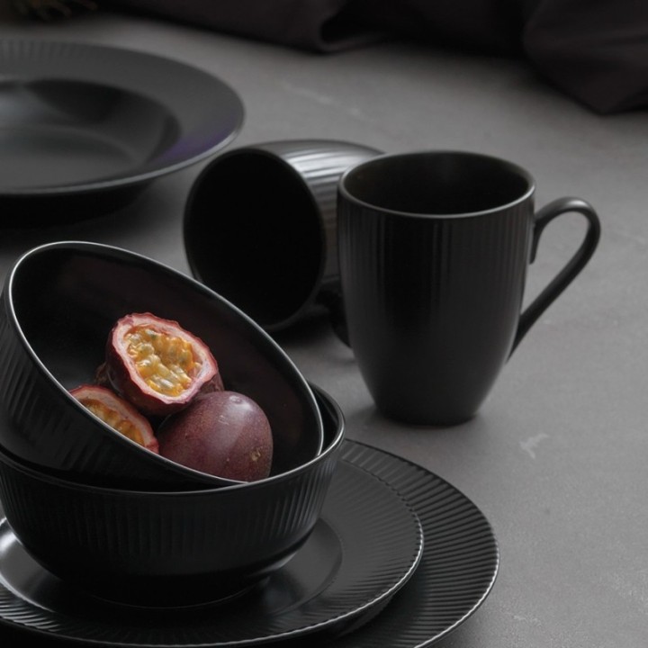 Aida Groovy Mugg med handtag 30 cl 4 st Svart