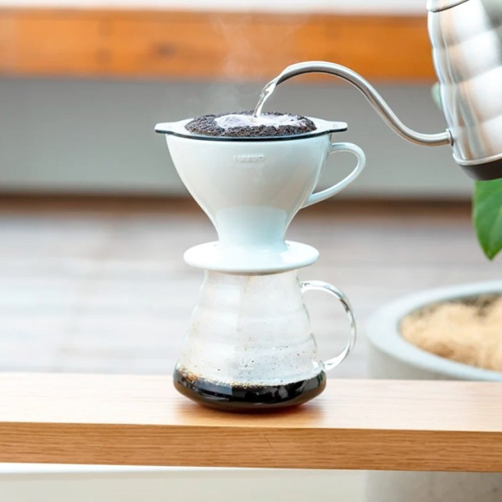 Hario V60-02 Keramisk Dripper Rosa 2 koppar.