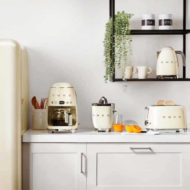Smeg DCF02CREU Droppkaffebryggare Kräm