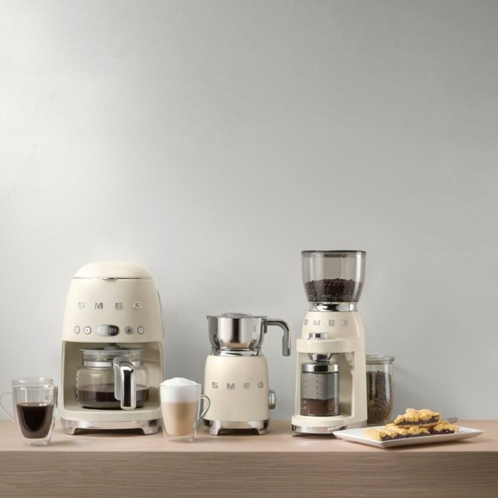 Smeg DCF02CREU Droppkaffebryggare Kräm