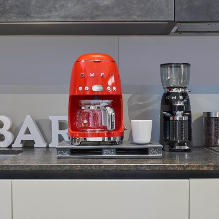 Smeg DCF02RDEU Droppkaffebryggare Röd