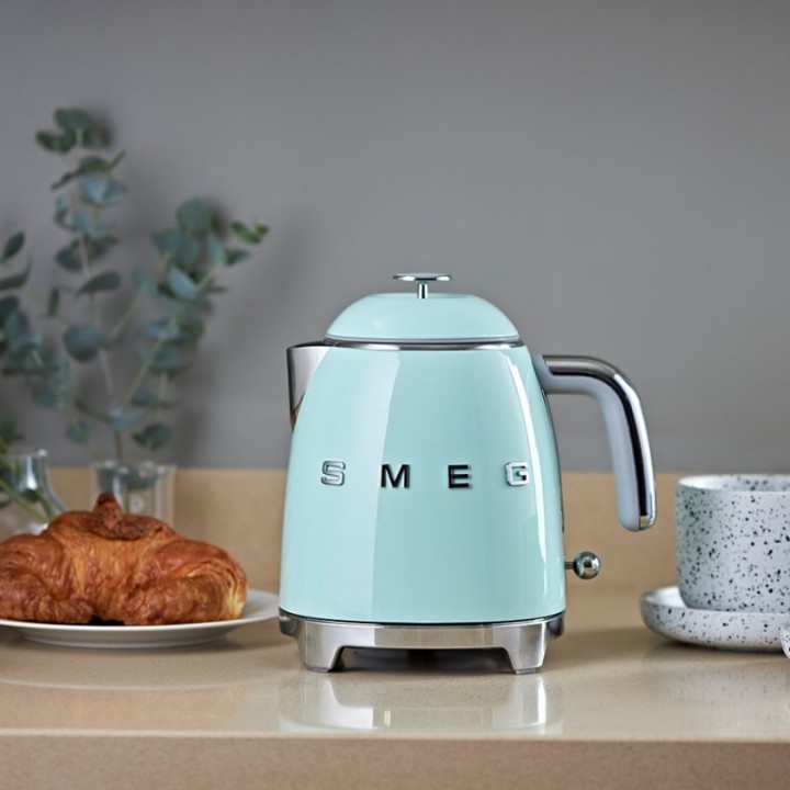 Smeg KLF05PGEU Minivattenkokare 0,8L Pastellgrön