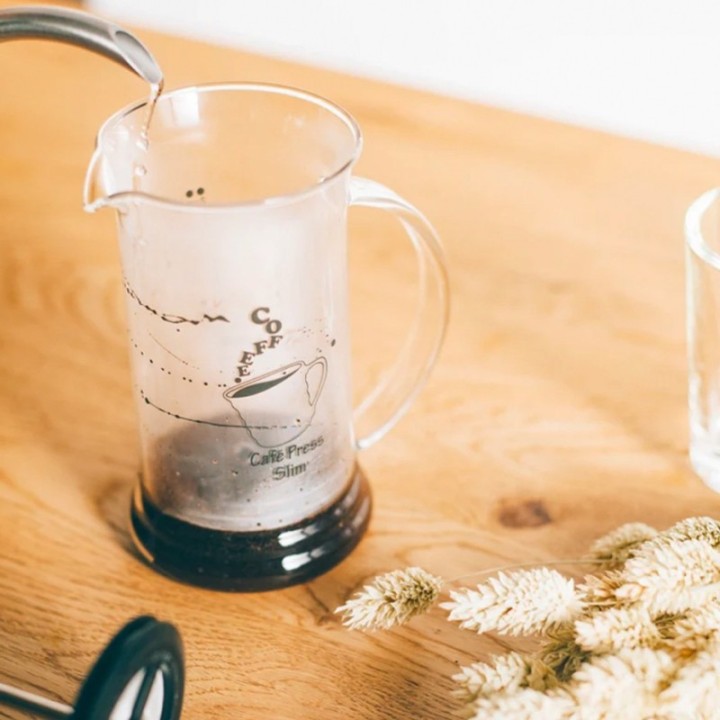 Hario Presskanna Slim 0,24 L Svart