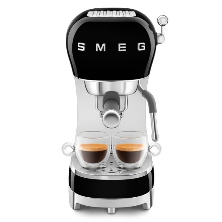 Smeg ECF02BLEU Espressomaskin Svart