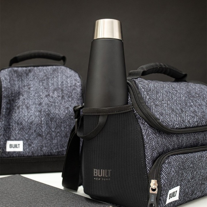 BUILT Perfect Seal Termosflaska 0,54 L Svart