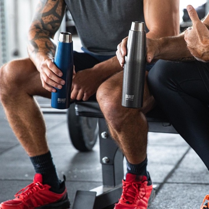 BUILT Perfekt tätning Termosflaska 0,54 l Antracit
