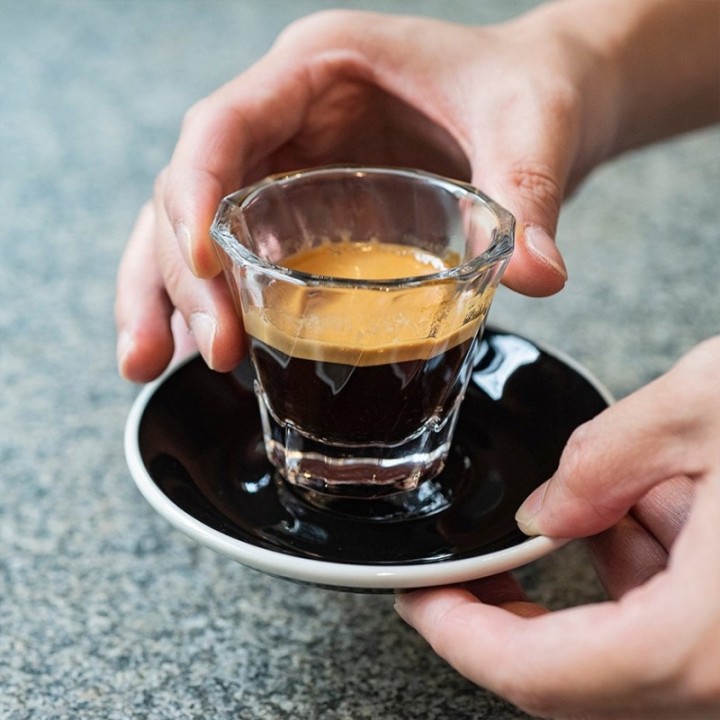 Loveramics Twisted Espressoglas 7 cl 1 st Klar