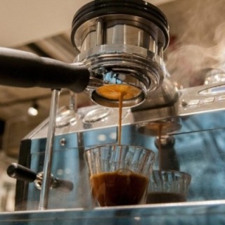 Loveramics Twisted Cappuccino glas 18 cl 1 st svart