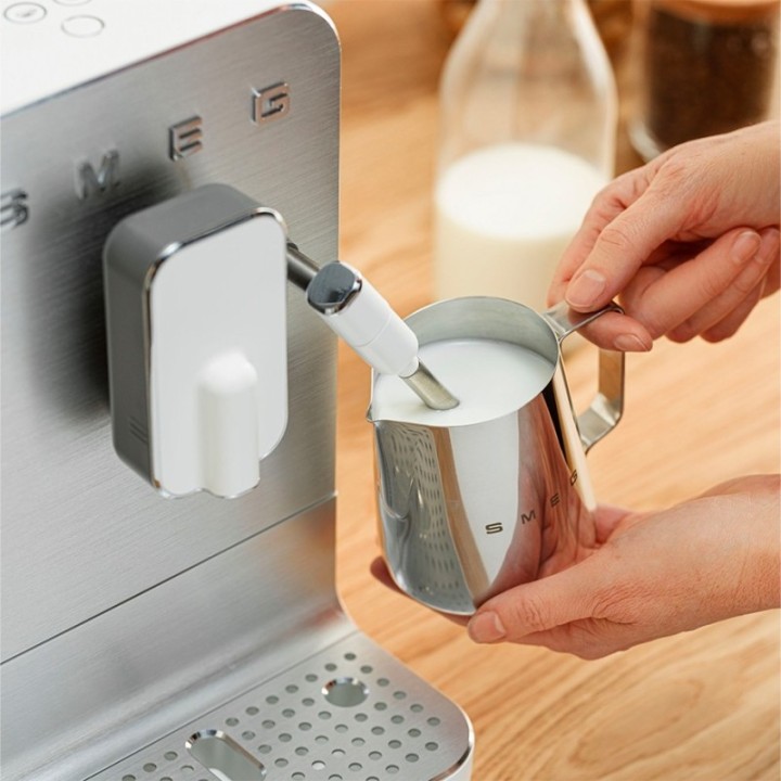 Smeg BCC12WHMEU Espressomaskin Vit