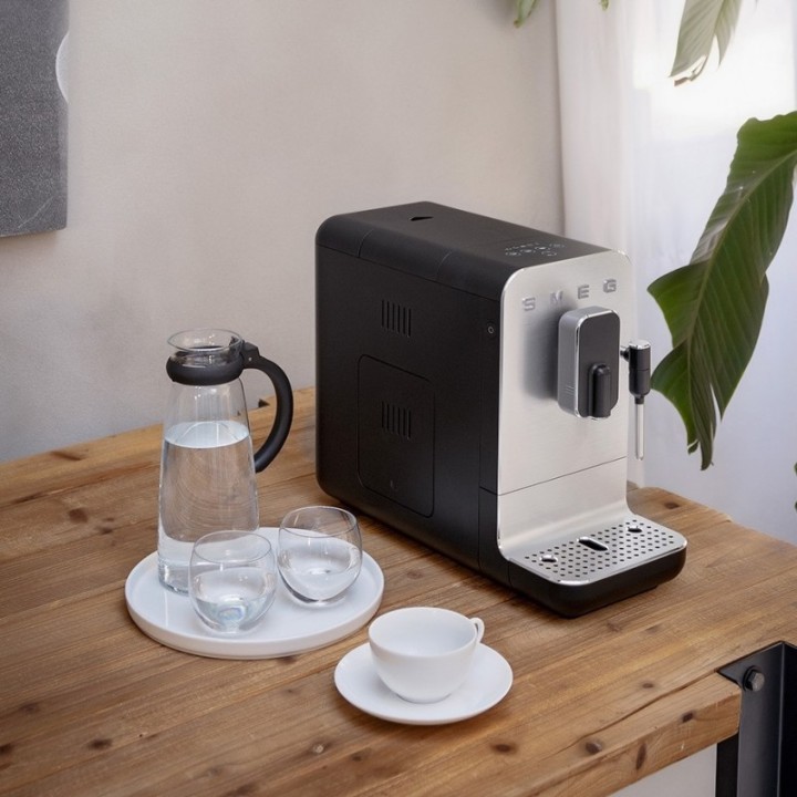 Smeg BCC12BLMEU Espressomaskin Svart