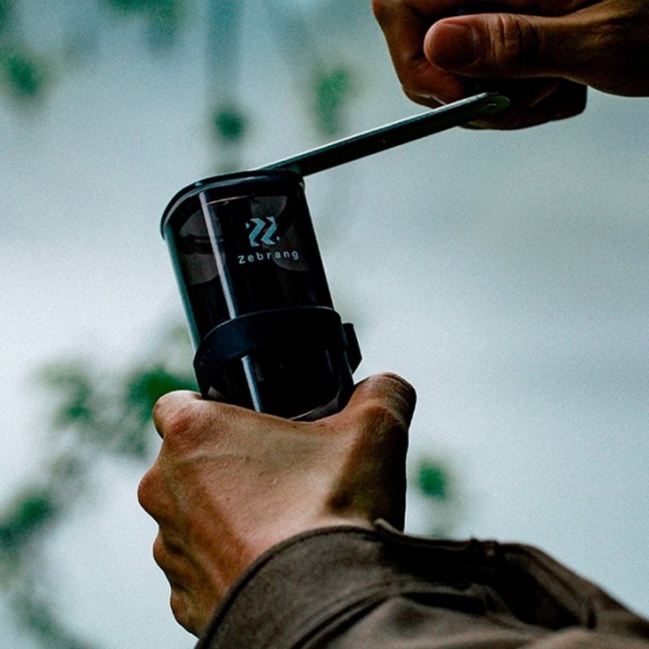 Hario Zebrang Manuell Kaffekvarn Svart