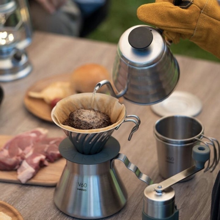 Hario V60 Outdoor-hällkanna Buono 0,5 L stål