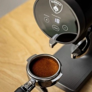 Eureka Disco Automatisk Tamper