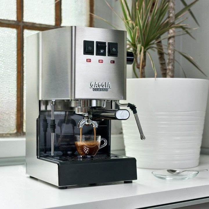 Gaggia Classic E24 Stål Espressomaskin Inkl. Baristautrustning