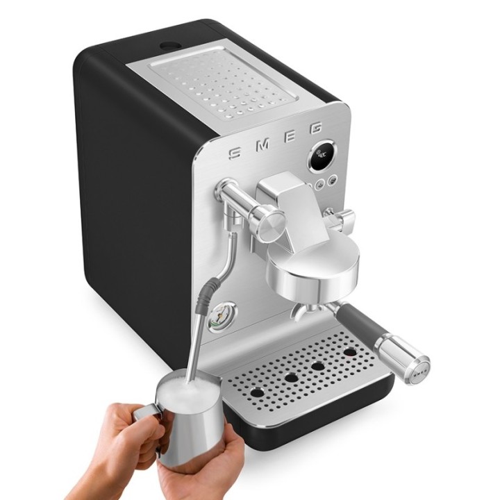 Smeg EMC02BLMEU Minipro Semiautomatisk espressomaskin