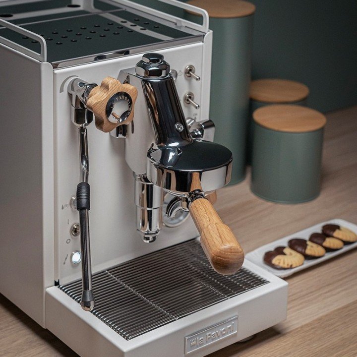 La Pavoni Mini Cellini Vit LPSMCW01EU Espressomaskin inkl. Prosumer Chrome LPGGRI01EU Espressokvarn