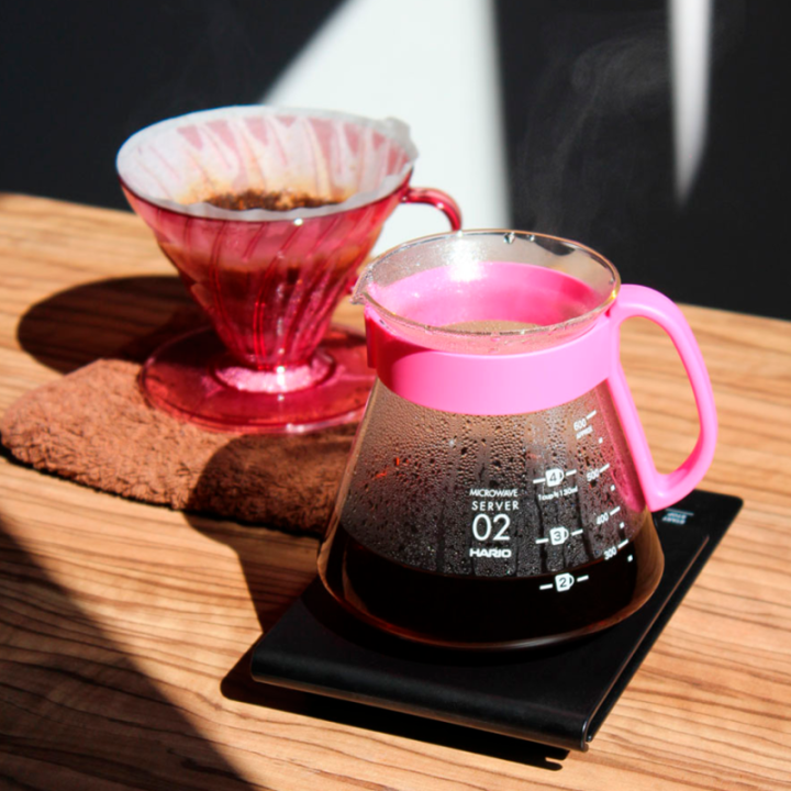 Hario V60 Range Server 0,6 L rosa