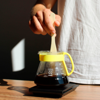 Hario V60 Filterbryggset Gul Inkl. Range Server, Dripper & Filter