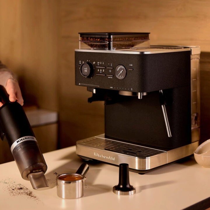 KitchenAid Semiautomatisk Espressomaskin Inkl. Kvarn Cast Iron Black