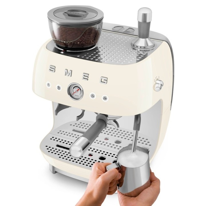 Smeg EGF03CREU Manuel espressomaskine Inkl. Kværn Creme & Rigtig Kaffe Bestseller Mixpakke 3kg Hele kaffebønner