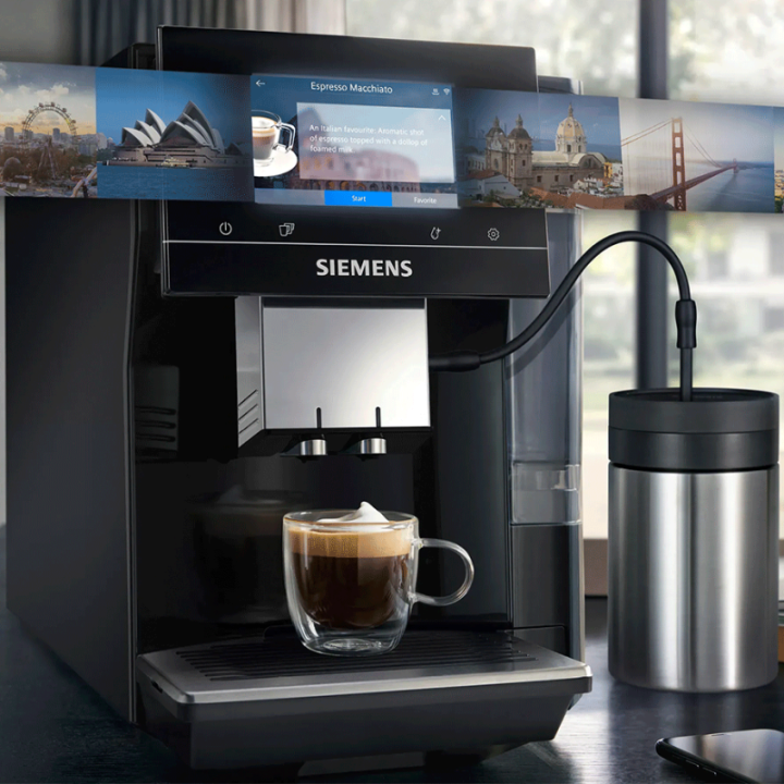 Siemens TP713R19 EQ700 Classic Piano Black Espressomaskin Inkl. Mjölkbehållare Glas & Rigtig Kaffe Mix Pack 3kg Hela Kaffebönor