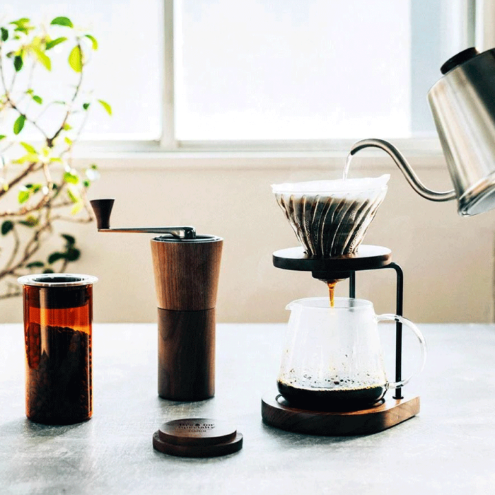 Hario Manuel Kaffemølle Valnøddetræ