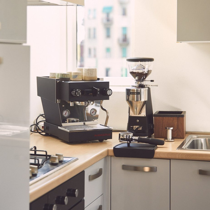 La Marzocco Linea Micra svart espressomaskin Inkl. Mahlkönig E64 WS svart espressokvarn