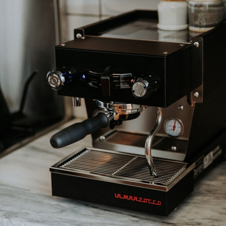 La Marzocco Linea Micra svart espressomaskin Inkl. Mahlkönig E64 WS svart espressokvarn