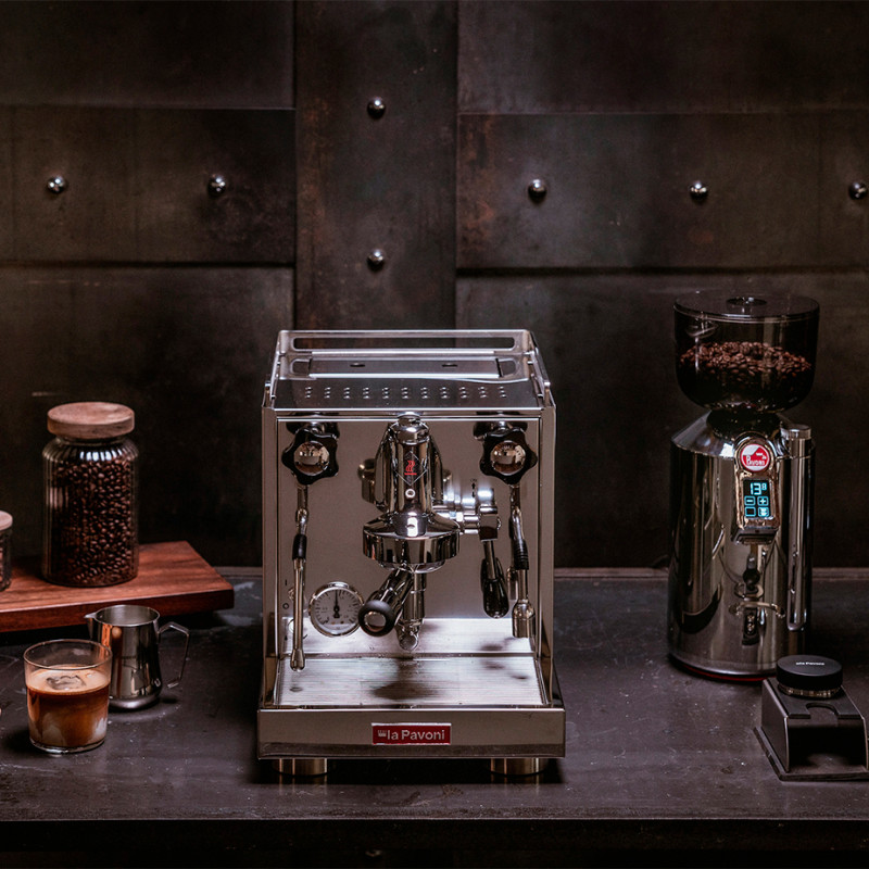 La Pavoni New Cellini Classic LPSCCS01EU Espressomaskin Inkl. Eureka Mignon Specialita Svart/Krom Espressokvarn