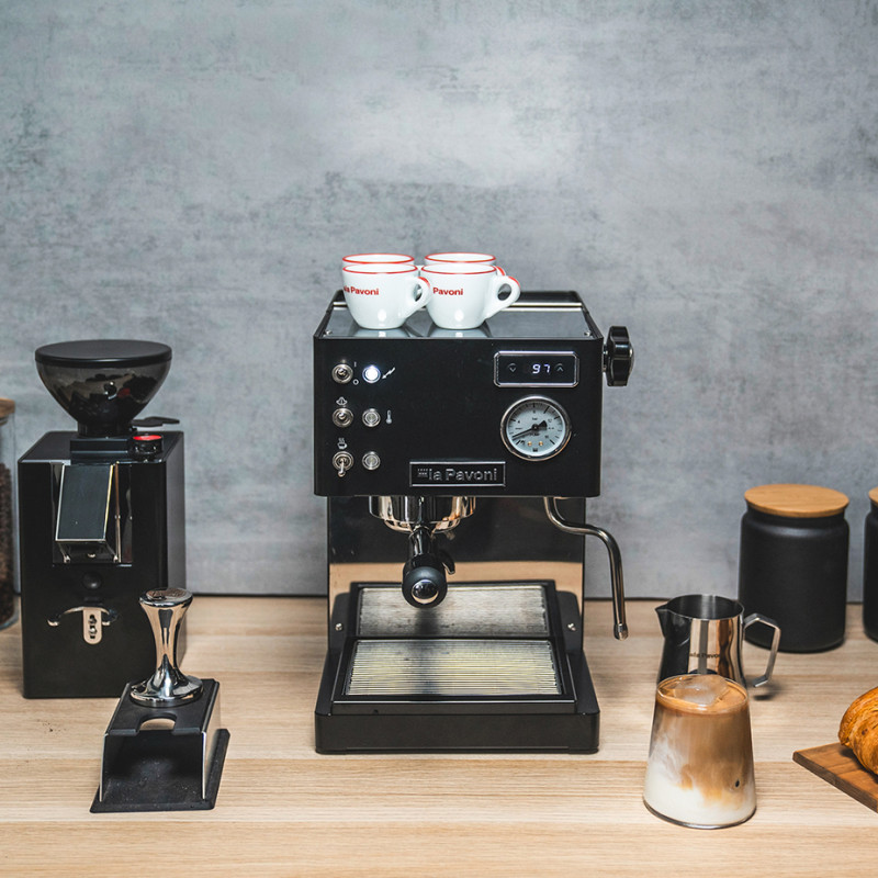 La Pavoni Casa Bar PID Svart LPMCBN02EU Espressomaskin Inkl. Eureka Mignon Specialita Svart/Krom Espressokvarn