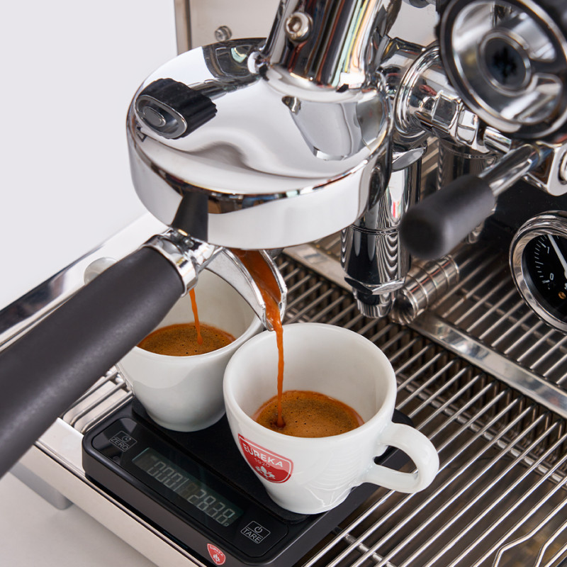 Eureka Costanza R Valnöt Espressomaskin Inkl. Eureka Mignon Specialita & Baristautrustning