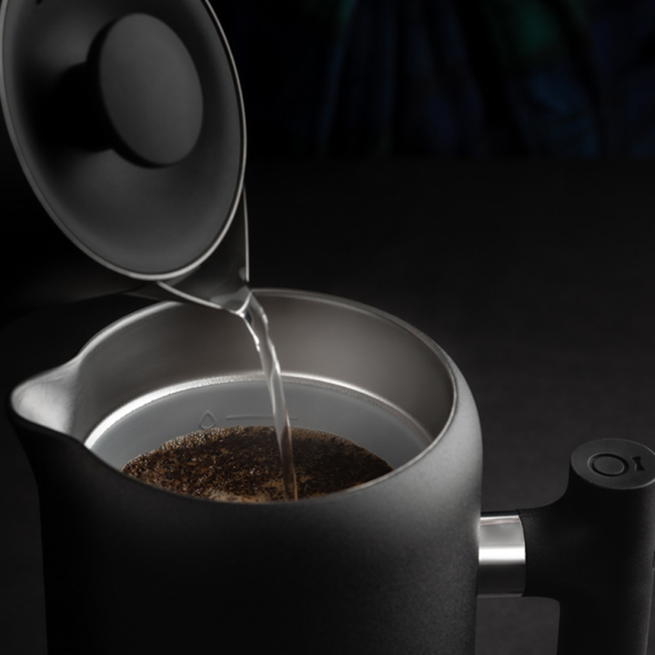 Fellow Clara Kaffepress 0,7 L Matt Svart