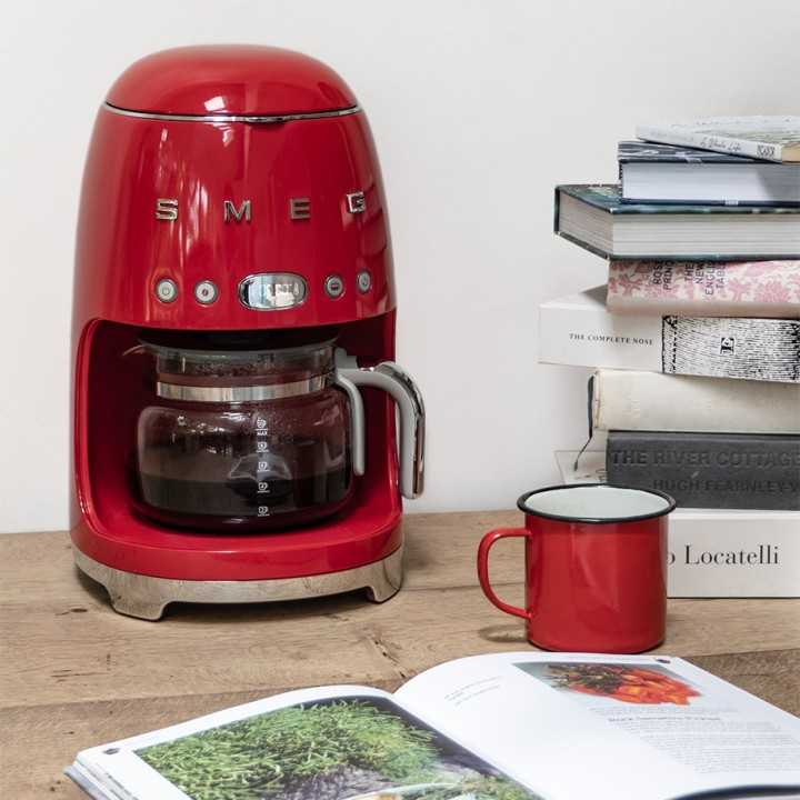 Smeg DCF02RDEU Drip Kaffemaskin Röd