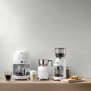 Smeg DCF02WHEU Drip Kaffemaskin Vit