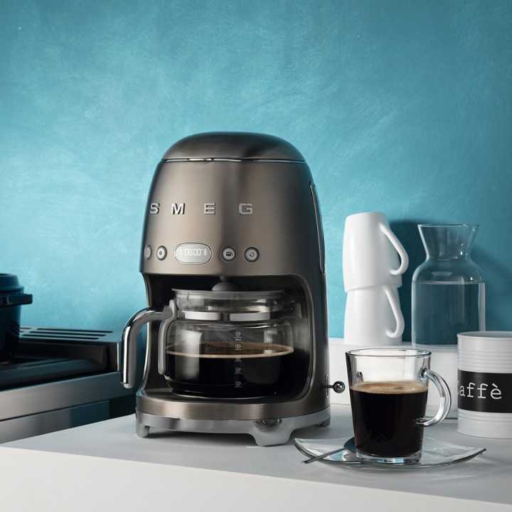 Smeg DCF02SSEU Drip Kaffemaskin Stål