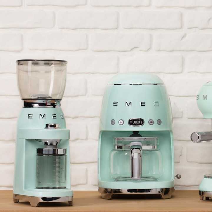 Smeg CGF01PGEU Kaffekvarn Pastelgrön