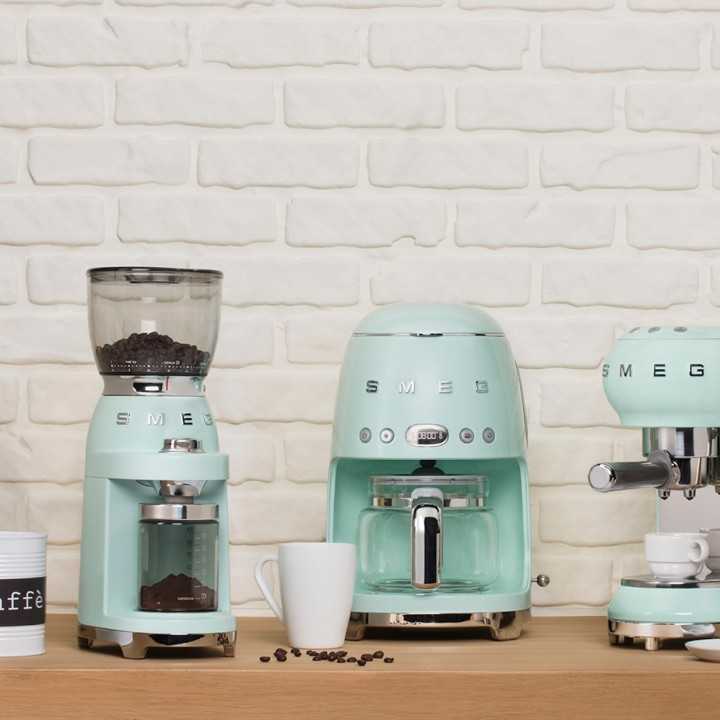 Smeg CGF01PGEU Kaffekvarn Pastelgrön