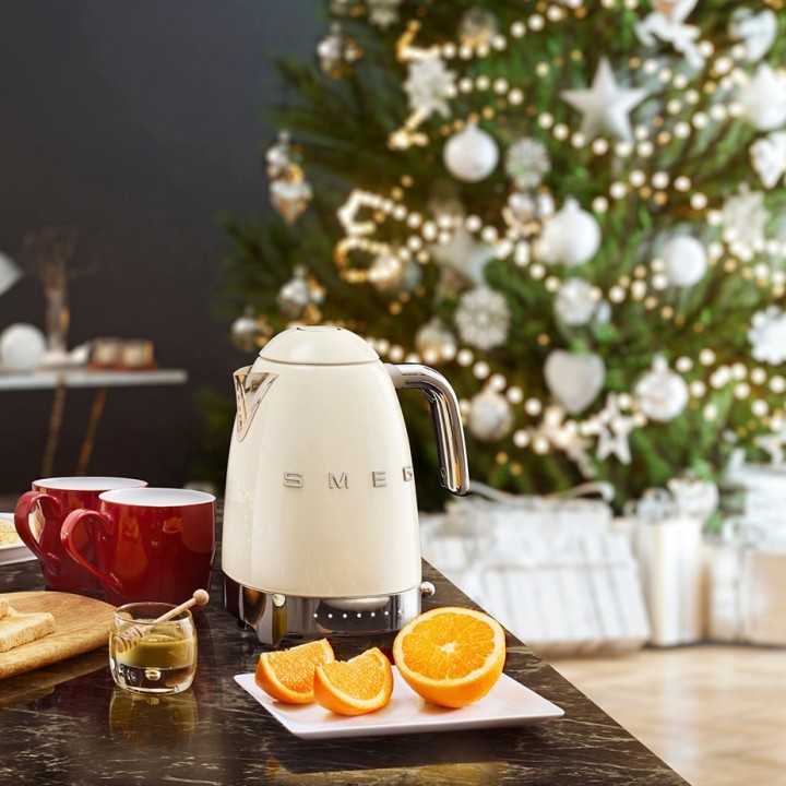 Smeg KLF03CREU Vattenkokare 1,7L Creme
