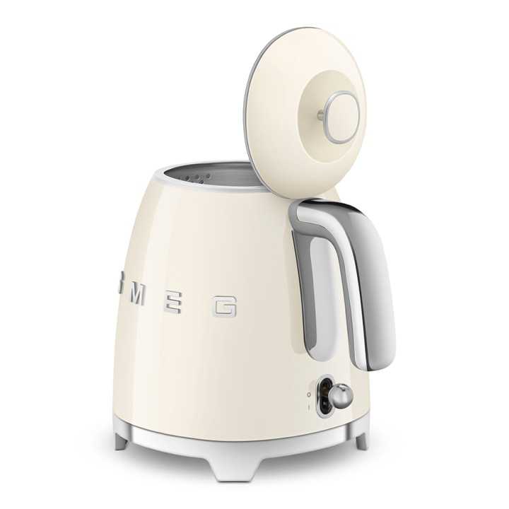 Smeg KLF05CREU Mini Vattenkokare 0,8L Creme