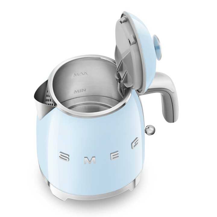 Smeg KLF05PBEU Mini Vattenkokare 0,8L Pastelblå