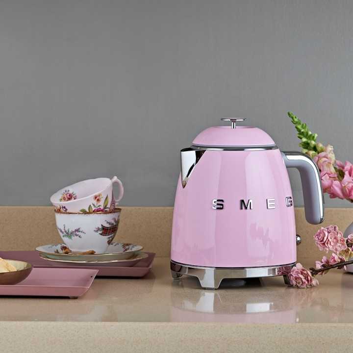 Smeg KLF05PKEU Mini Vattenkokare 0,8L Rosa