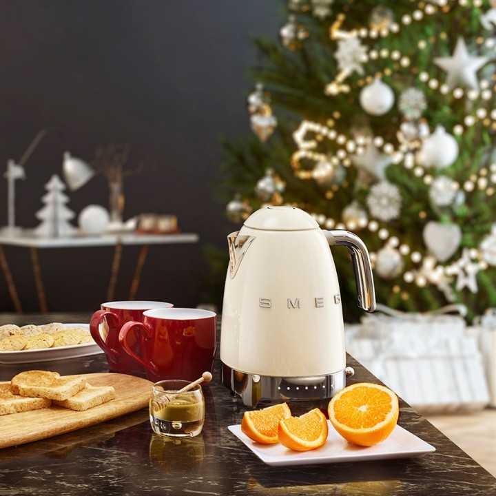 Smeg KLF04CREU Vattenkokare m. Temperatur 1,7L Creme