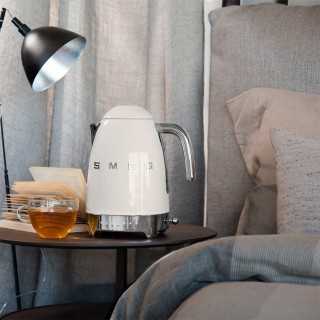 Smeg KLF04WHEU Vattenkokare m. Temperatur 1,7L Vit