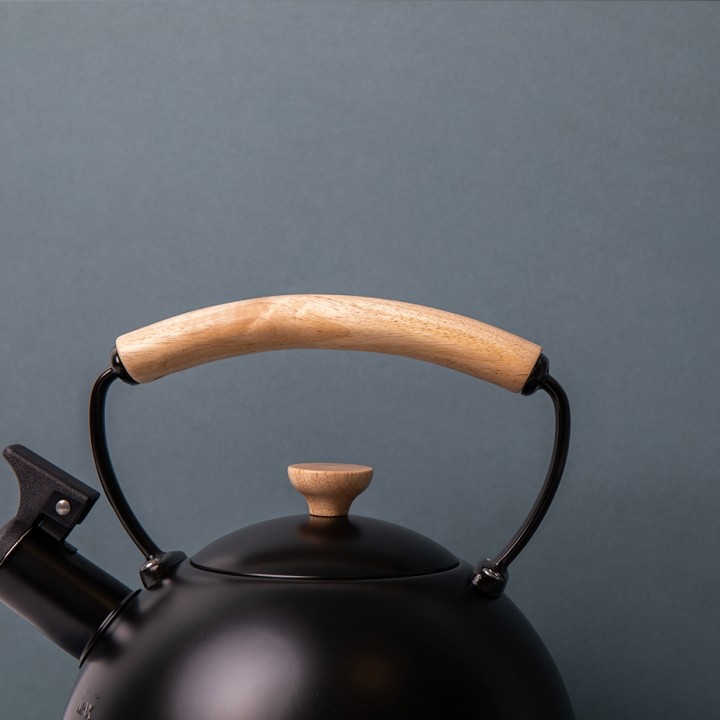 La Cafetière 1,6 L Vattenkokare Svart m. Trä