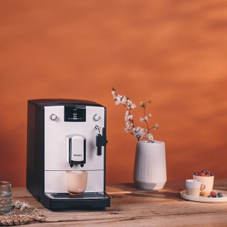 Nivona NICR 560 Vit Espressomaskin Inkl. 8x400g Rigtig Kaffe Organic