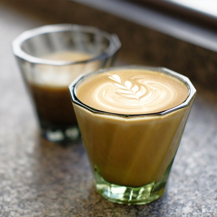 Loveramics Twisted Cappuccino Glas 18 cl 1 St Grön