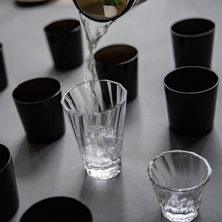 Loveramics Twisted Latte Glas 36 cl 1 St Klar