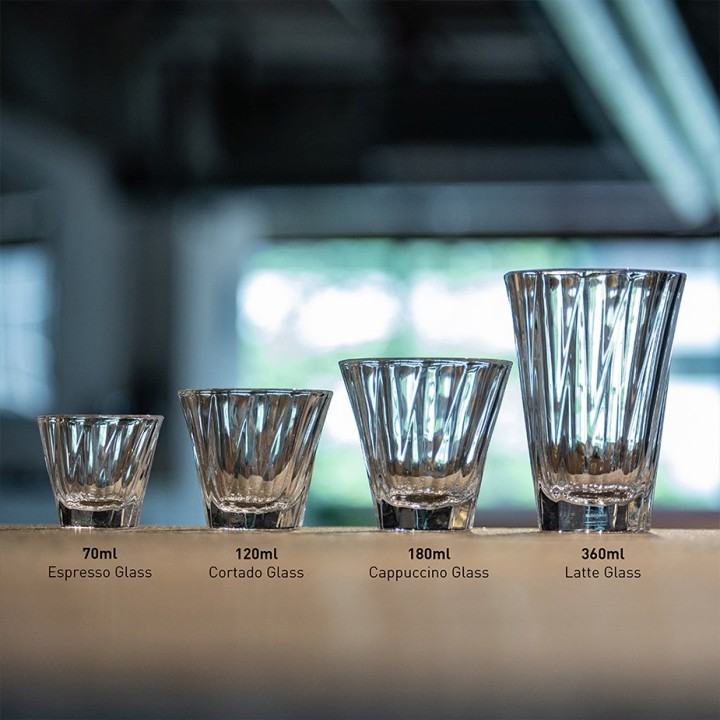 Loveramics Twisted Latte Glas 36 cl 1 St Svart